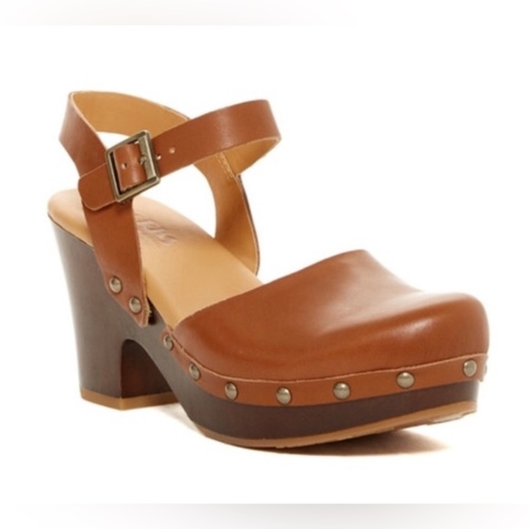 Kork-Ease Shoes - Korks by Kork-Ease Marcia Tan Leather Clogs🖤